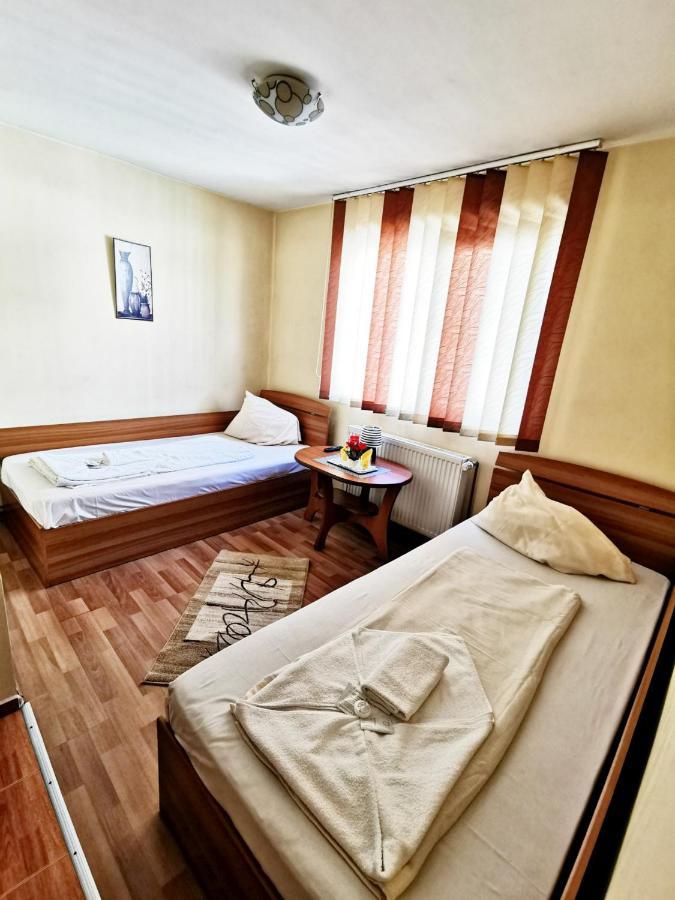 International Recola Motel Băneşti Eksteriør billede