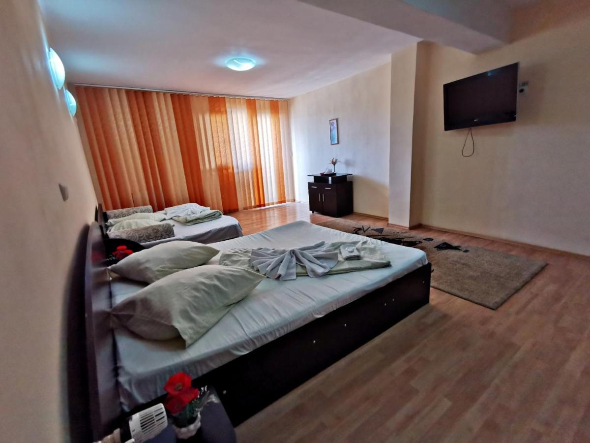 International Recola Motel Băneşti Eksteriør billede