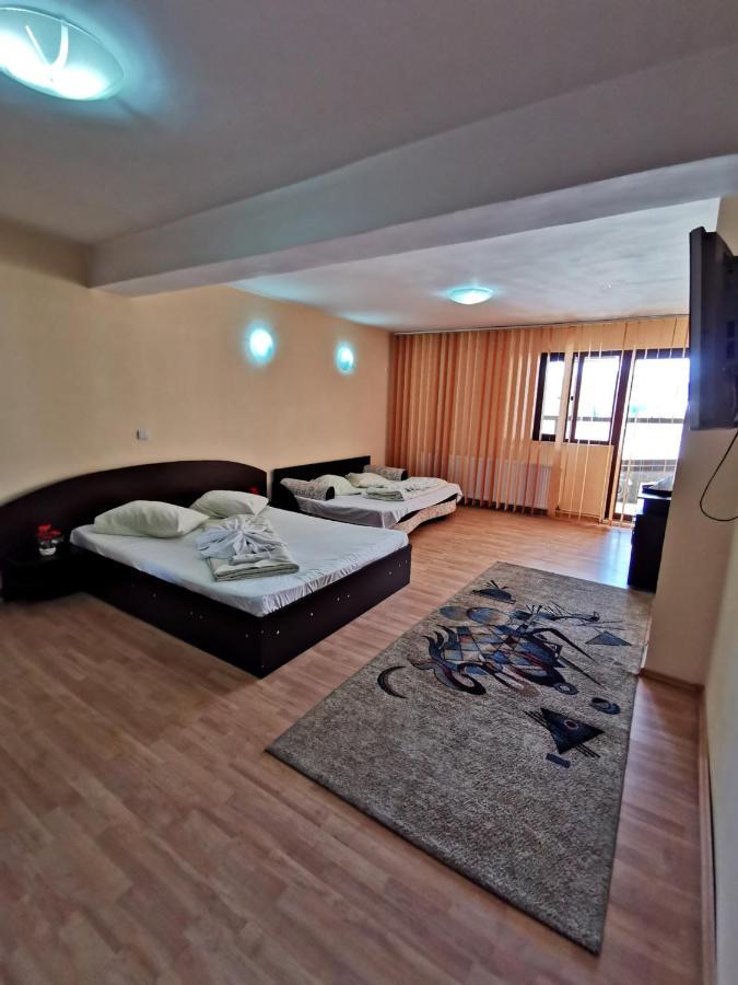 International Recola Motel Băneşti Eksteriør billede